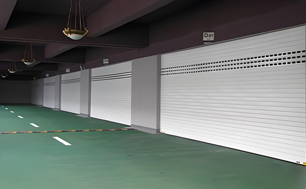 托喀依乡车库门 托喀依乡车库门