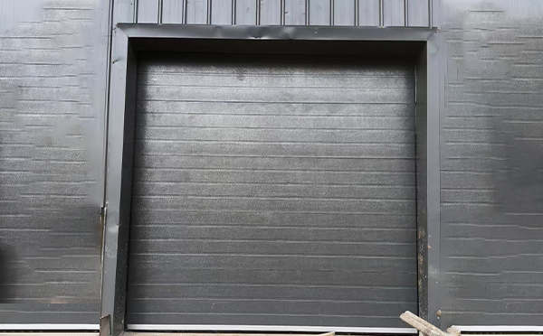 托喀依乡车库门