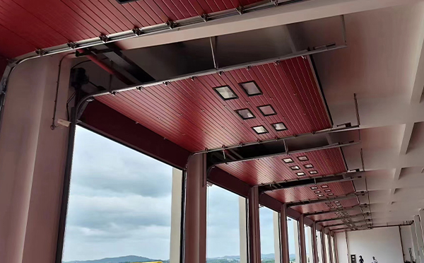 托喀依乡工业翻板门