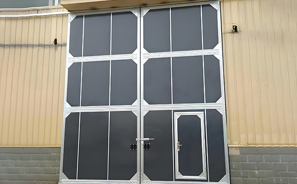 厂房托喀依乡工业门选择与维护全解析：提升效率与安全的关键要素