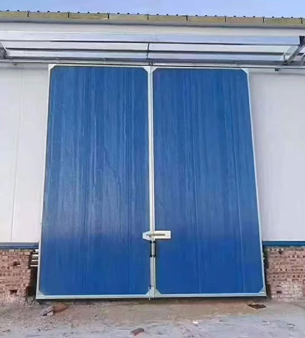 托喀依乡工业门在大型仓储物流通道中的应用实例