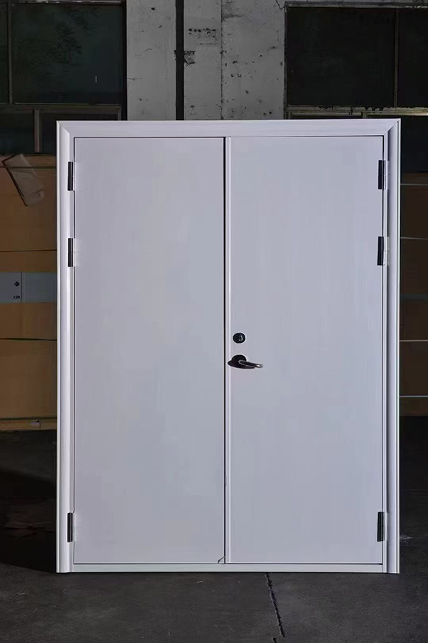 酒店项目完成公共区域托喀依乡防火门布设